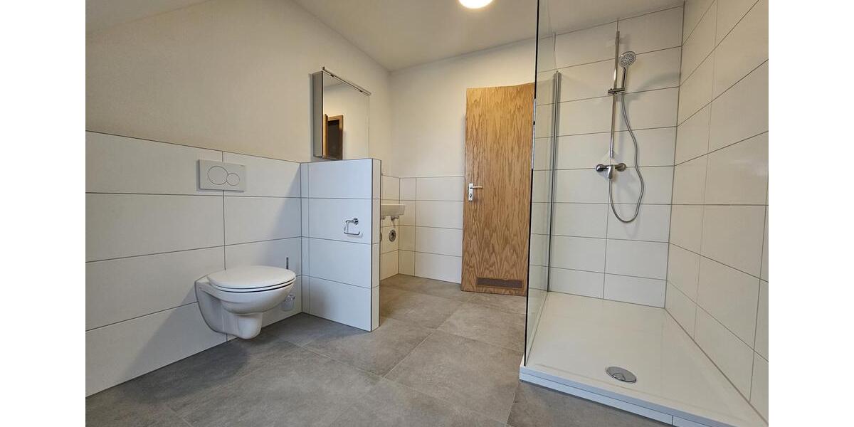 Dachgeschoßwohnung Ingolstadt Friedrichshofen-Hollerstauden - 2.5 Zimmer, 78 m&sup2;, 840&euro; | Angebot:25516861