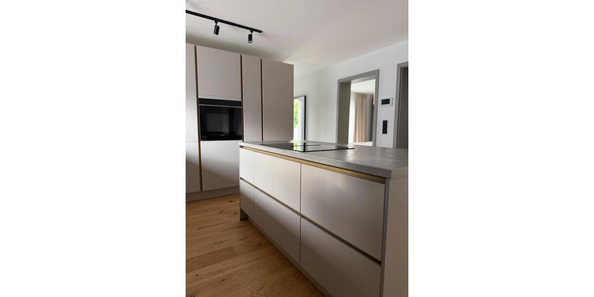 Mehrfamilienhaus, Wohnhaus Ingolstadt Nordost - 7 Zimmer, 181 m&sup2;, 920.000&euro; | Angebot:26643944