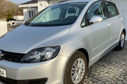 VW Golf Plus 42.000 km 8.850 &euro; Pfoerring 85104