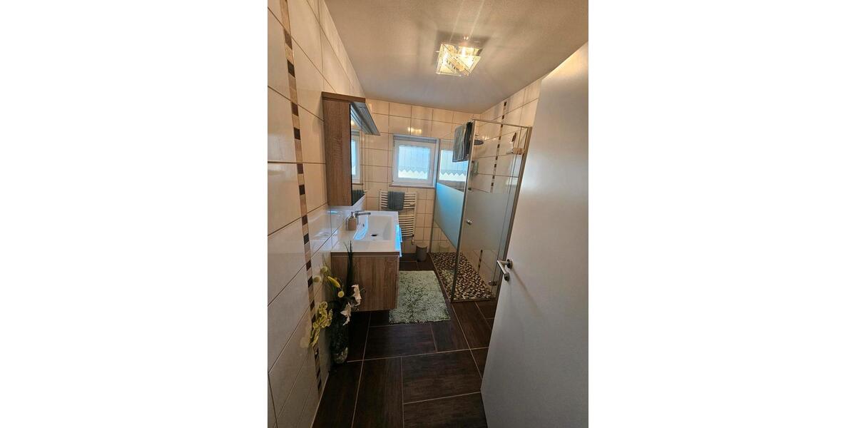 Mehrfamilienhaus, Wohnhaus Neuburg an der Donau - 8 Zimmer, 212 m&sup2;, 980.000&euro; | Angebot:25394654