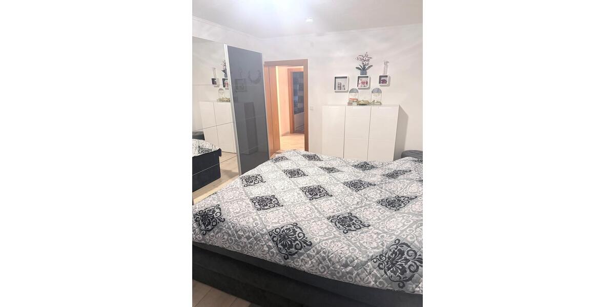 Etagenwohnung Ingolstadt Nordost - 4 Zimmer, 90 m&sup2;, 390.000&euro; | Angebot:26676003