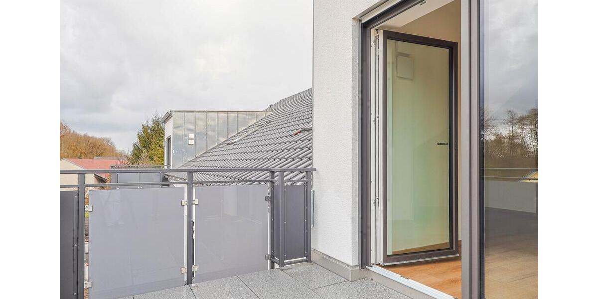 Dachgeschoßwohnung Großmehring - 3 Zimmer, 77 m&sup2;, 1.070&euro; | Angebot:26068868