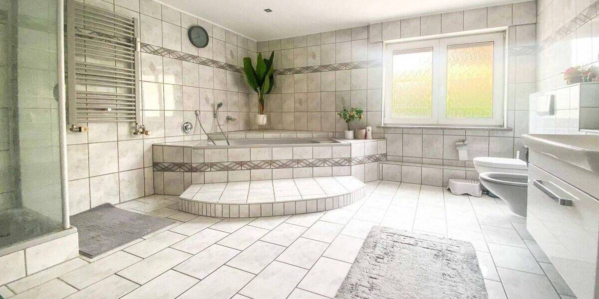 Etagenwohnung Ingolstadt Friedrichshofen - 4 Zimmer, 140 m&sup2;, 649.000&euro; | Angebot:26852987