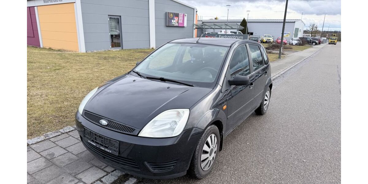 Ford Fiesta 66.200 km 2.299 &euro; stammham 85134