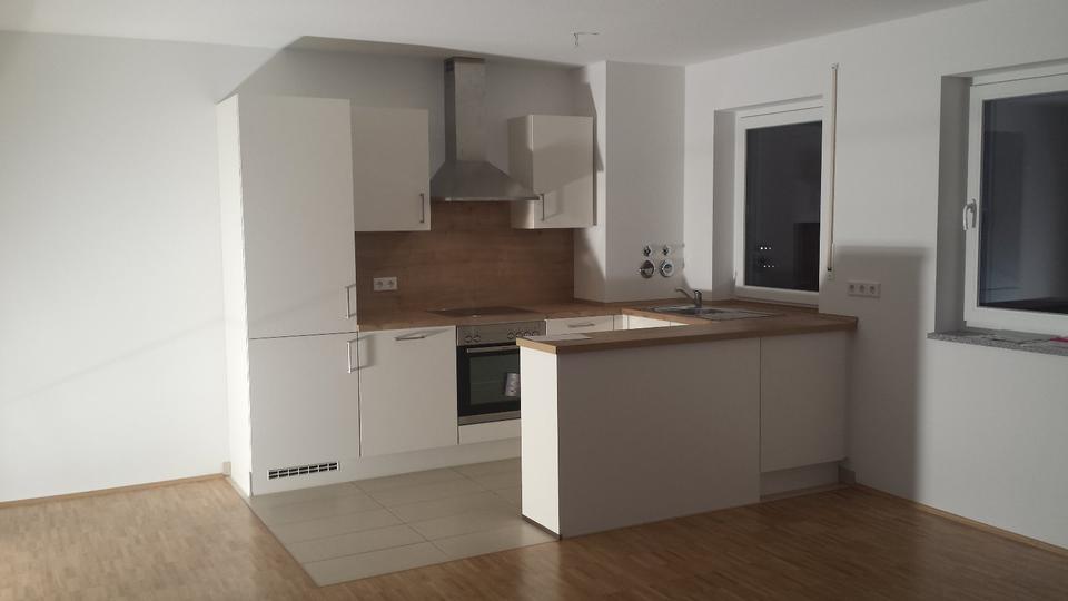Erdgeschoßwohnung Ingolstadt - 3 Zimmer, 82 m&sup2;, 1.299&euro; | Angebot:26090280
