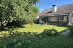 EinfamilienhausZweifamilienhaus mit 2 Einzelgaragen in schöner Ortsrandlage - Einfamilienhaus Hepberg | Angebot:26913983