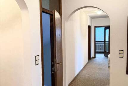 Haus Adelschlag - 8 Zimmer, 218 m&sup2;, 398.000&euro; | Angebot:25021982