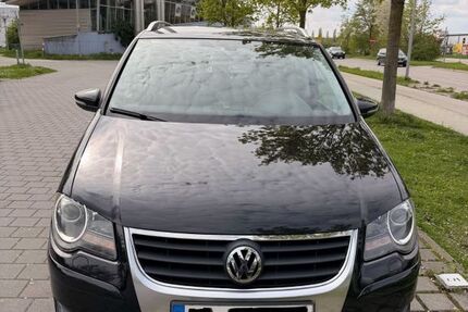 VW Touran 203.373 km 3.000 &euro; Ingolstadt 85055