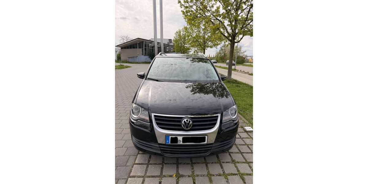 VW Touran 203.373 km 3.000 &euro; Ingolstadt 85055