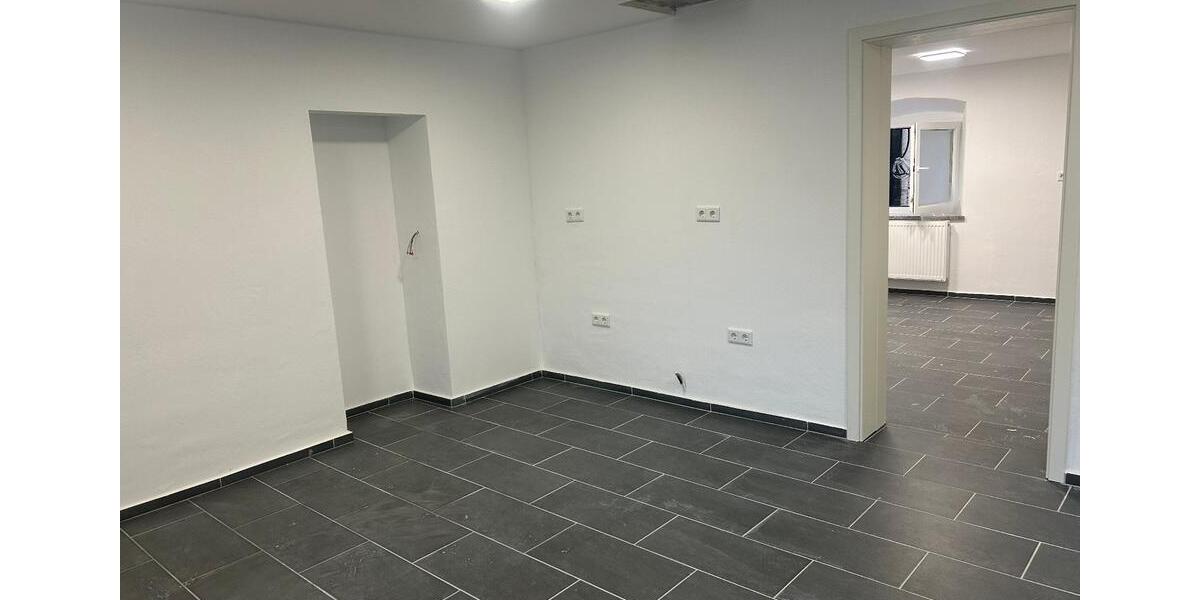 Gewerbeobjekt Eitensheim - 1.600&euro; | Angebot:25379886