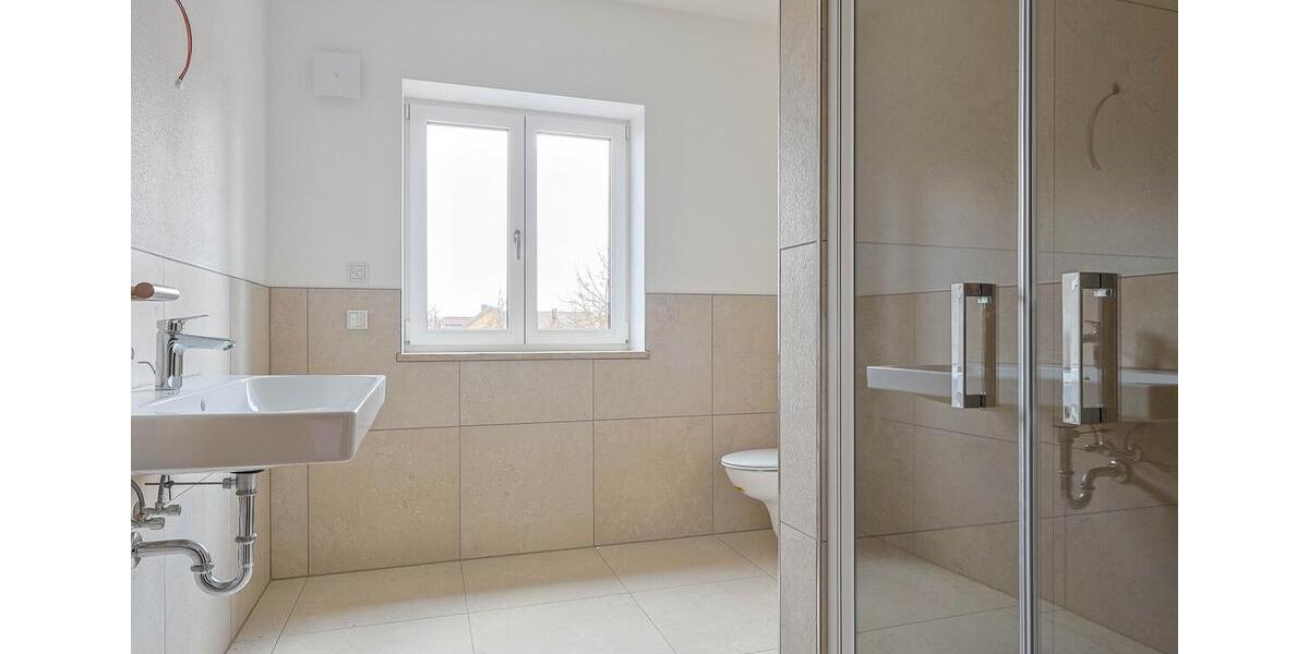 Dachgeschoßwohnung Großmehring - 3 Zimmer, 77 m&sup2;, 1.070&euro; | Angebot:26068868