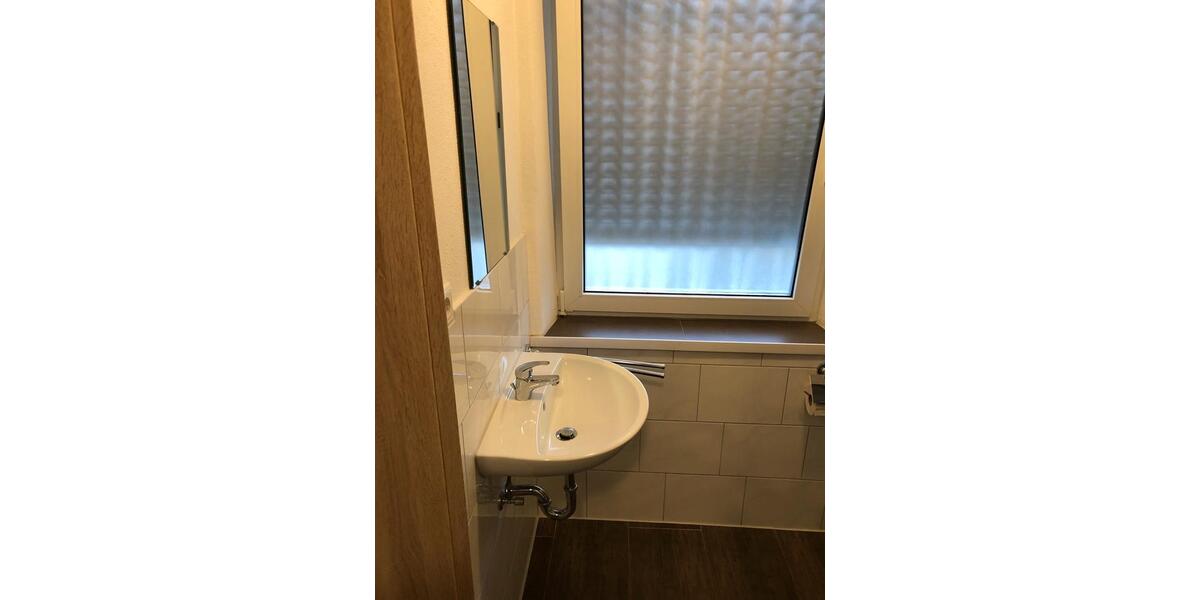 Etagenwohnung Oberhausen - 1 Zimmer, 25 m&sup2;, 330&euro; | Angebot:25981938