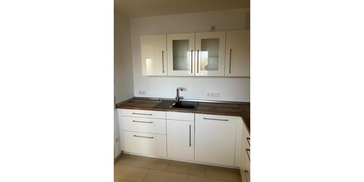 Erdgeschoßwohnung Karlskron - 3 Zimmer, 74 m&sup2;, 810&euro; | Angebot:25745888