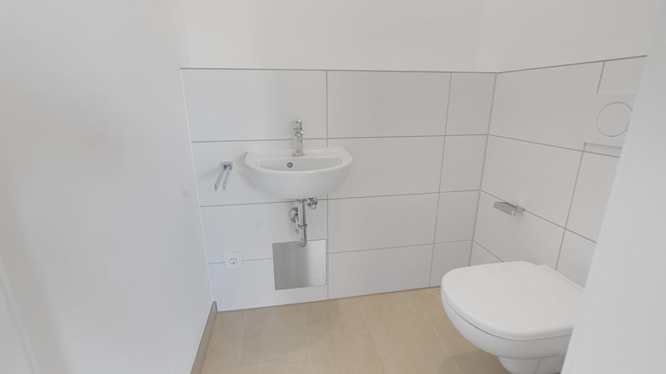 Dachgeschoßwohnung Ingolstadt Friedrichshofen-Hollerstauden - 3.5 Zimmer, 119 m&sup2;, 1.100&euro; | Angebot:26443277