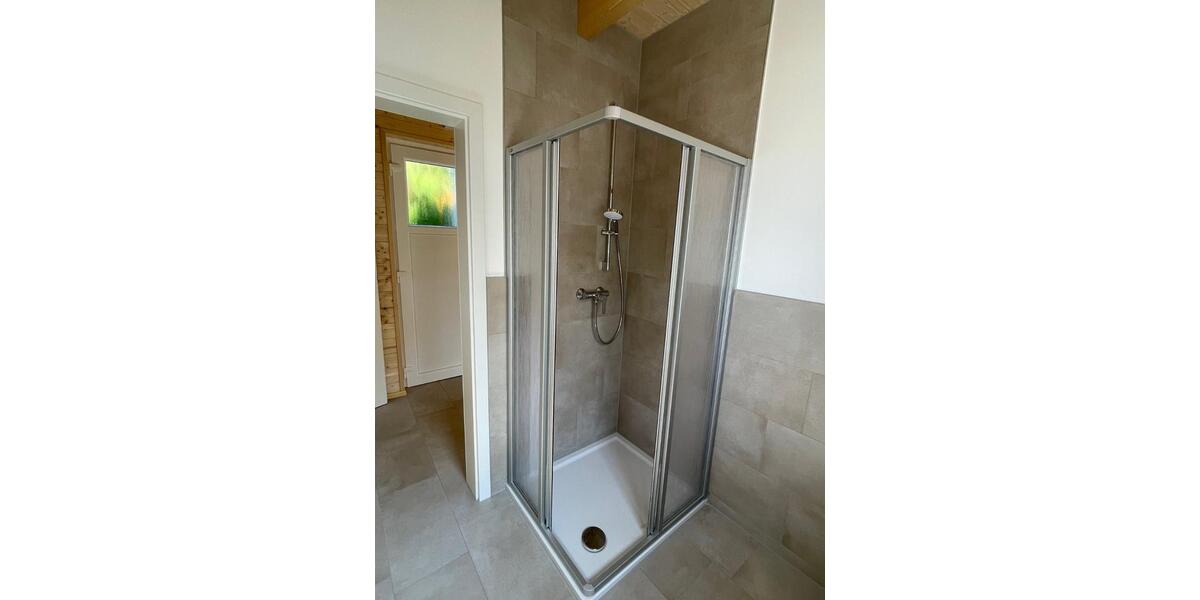 Erdgeschoßwohnung Elsendorf - 4 Zimmer, 30 m&sup2;, 800&euro; | Angebot:25805719