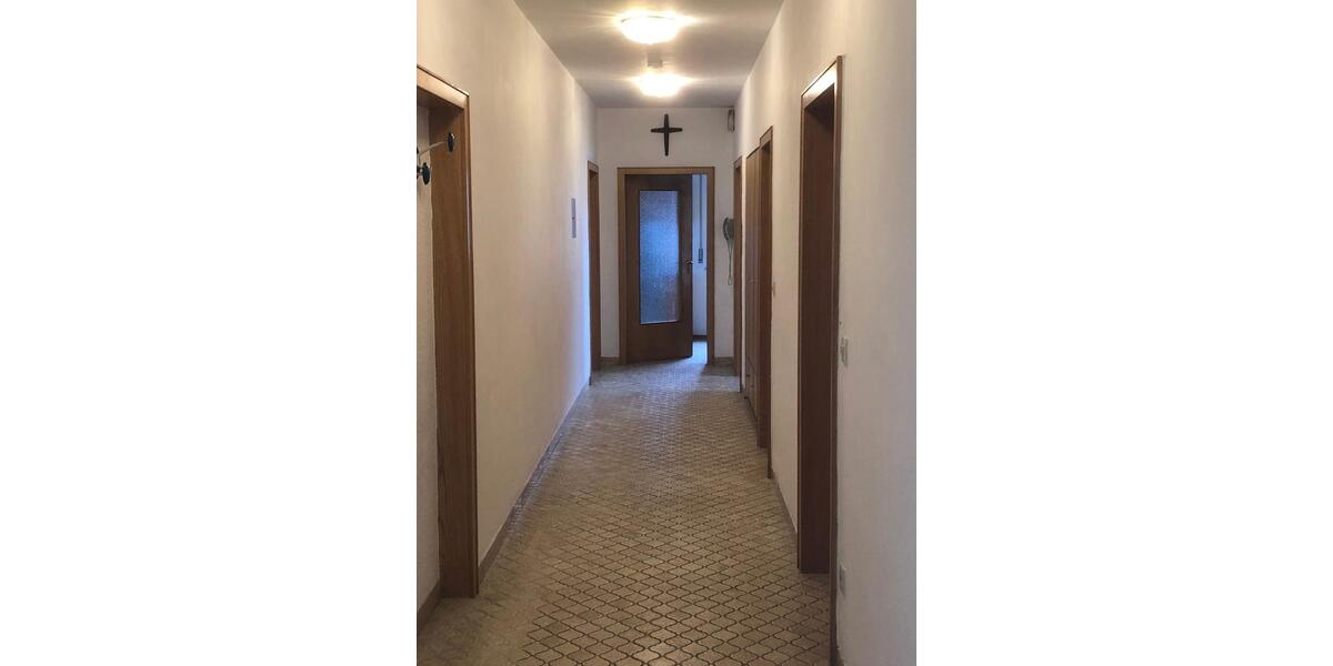 Erdgeschoßwohnung Karlskron - 3.5 Zimmer, 126 m&sup2;, 1.500&euro; | Angebot:24851066