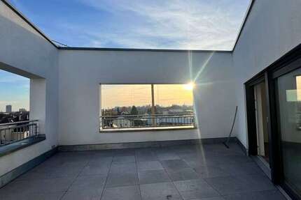 Wohnung Ingolstadt Nordost - 3 Zimmer, 106 m&sup2;, 1.350&euro; | Angebot:23834773