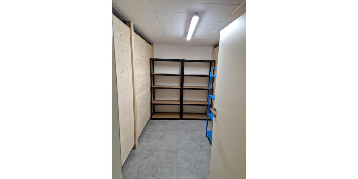 Dachgeschoßwohnung Ingolstadt - 2 Zimmer, 63 m&sup2;, 910&euro; | Angebot:25961669