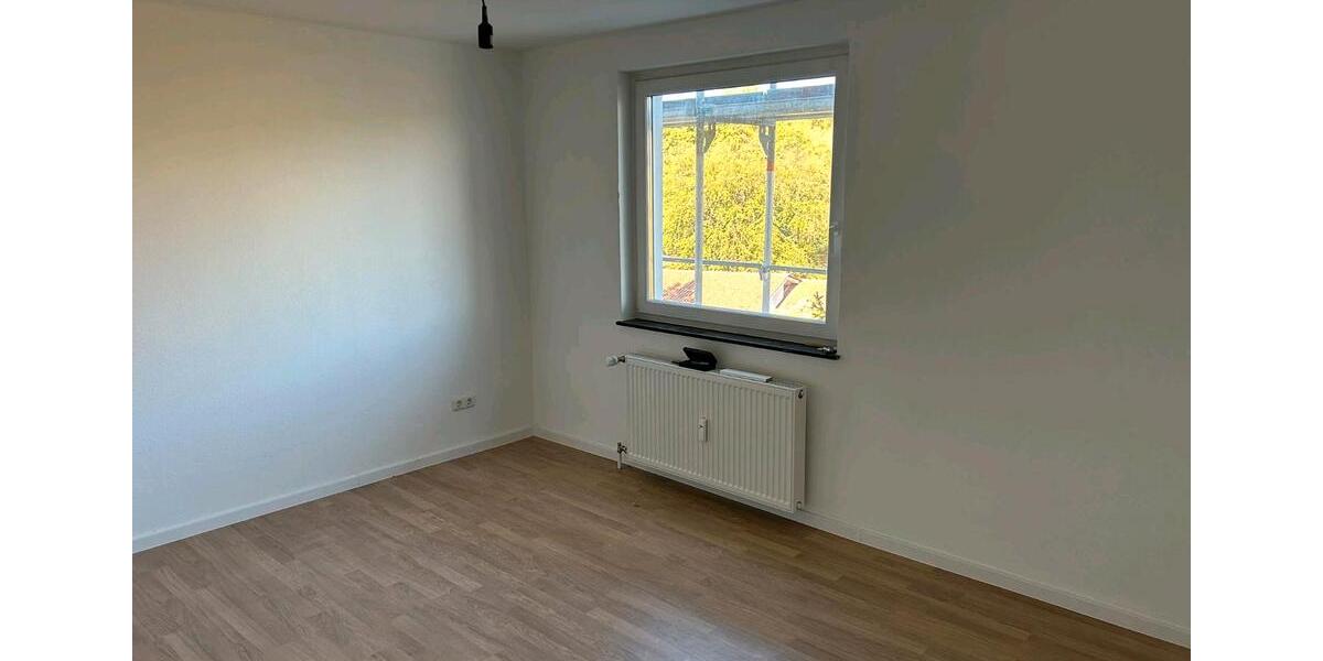 Etagenwohnung Ingolstadt Nordost - 3 Zimmer, 84 m&sup2;, 1.050&euro; | Angebot:27631101