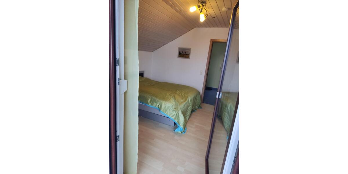 Dachgeschoßwohnung Wolnzach - 1 Zimmer, 12 m&sup2;, 32&euro; | Angebot:25148501