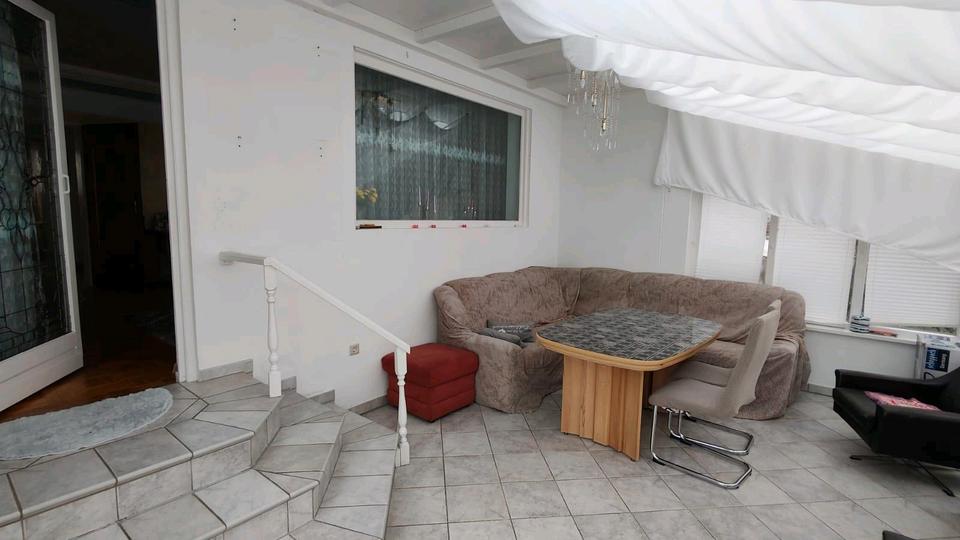 Reihenhaus Ingolstadt Nordost - 7 Zimmer, 210 m&sup2;, 650.000&euro; | Angebot:26042395