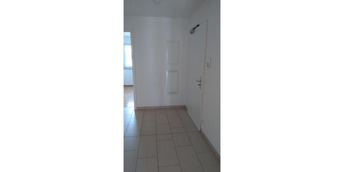 Etagenwohnung Ingolstadt - 3 Zimmer, 80 m&sup2;, 1.080&euro; | Angebot:25893408