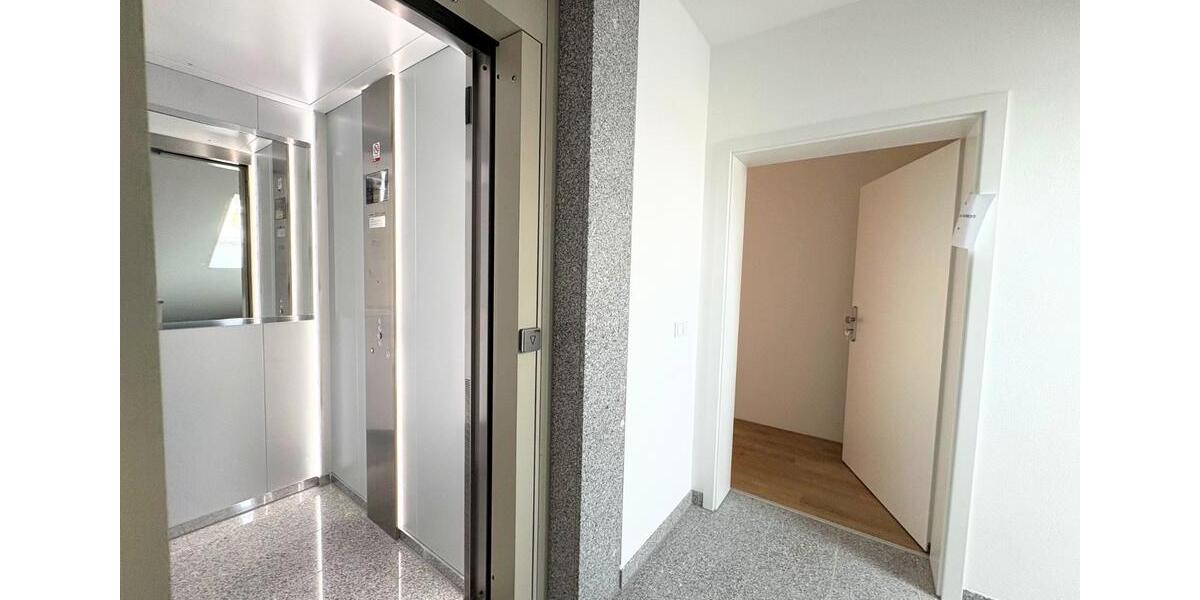 Dachgeschoßwohnung Großmehring - 3 Zimmer, 78 m&sup2;, 379.000&euro; | Angebot:26065707
