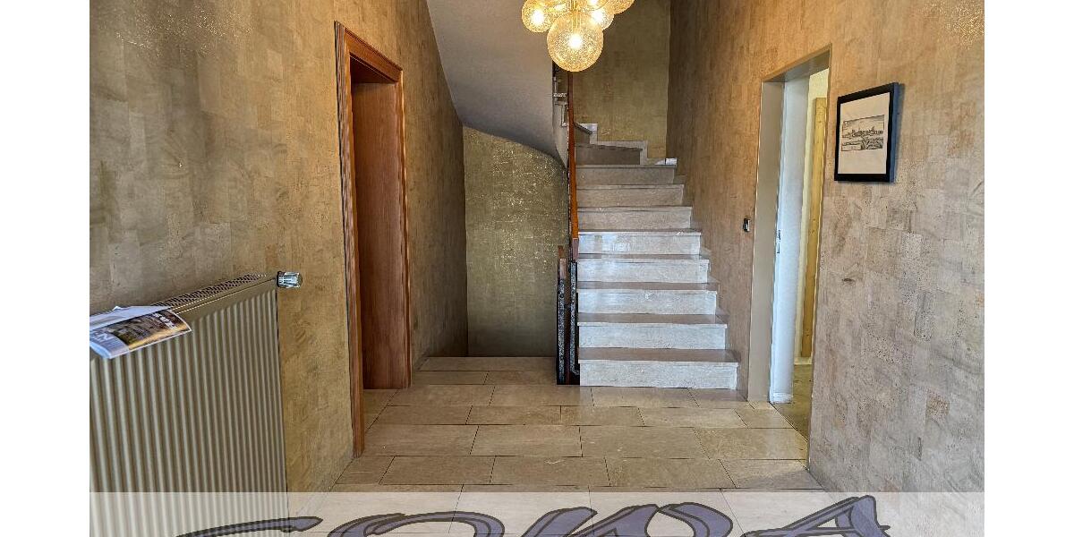 Großzügiges Gewerbeanwesen und Wohnhaus mit Innenpool und Sauna in einer guten Lage in Gaimersheim - Ein Objekt von Ihrem Immobilienpartner SOWA Immobilien und Finanzen - Sonstige Gaimersheim | Angebot:21557172