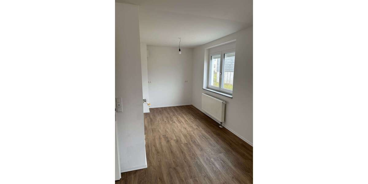 Etagenwohnung Kösching - 3 Zimmer, 75 m&sup2;, 975&euro; | Angebot:25519600