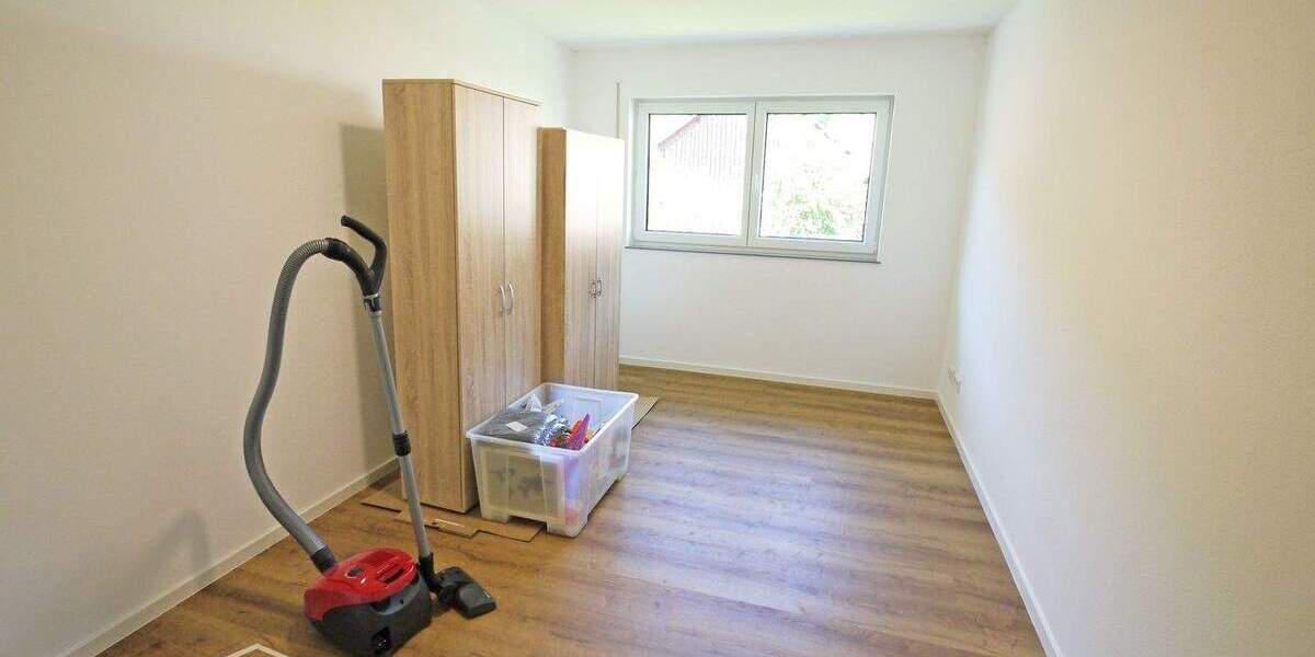 Doppelhaushälfte Kinding - 4 Zimmer, 146 m&sup2;, 1.460&euro; | Angebot:25740816
