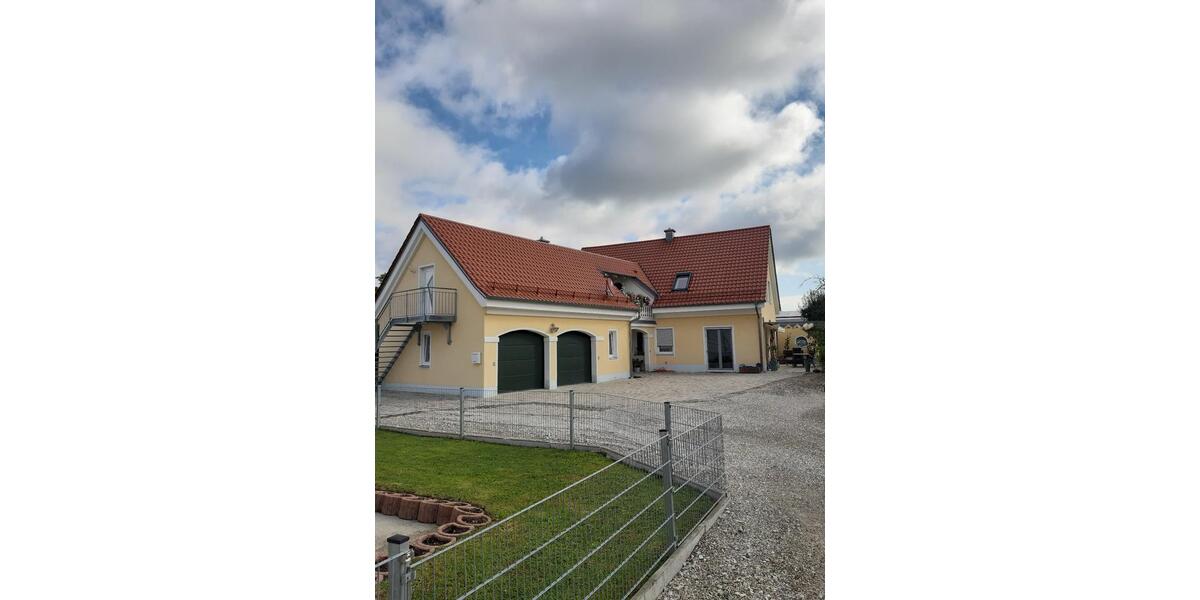 Etagenwohnung Vohburg an der Donau - 3 Zimmer, 80 m&sup2;, 1.080&euro; | Angebot:26409149