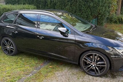 Seat Leon 83.005 km 24.880 &euro; Ingolstadt 85049