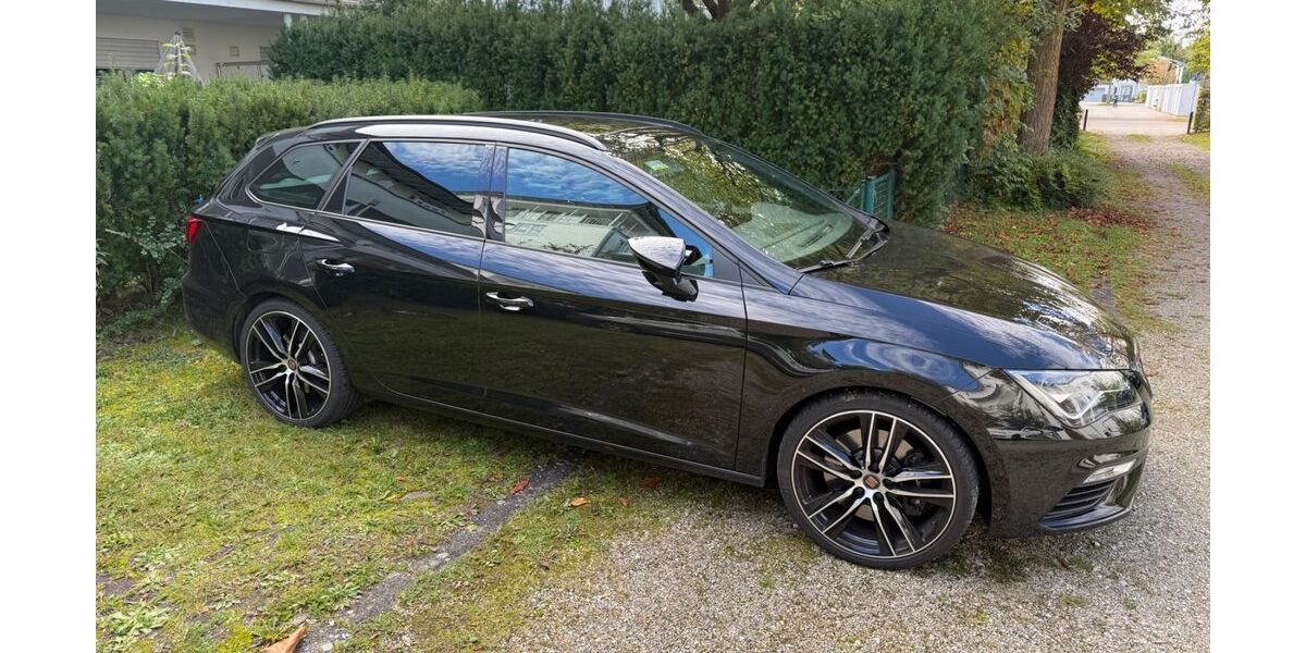 Seat Leon 83.005 km 24.880 &euro; Ingolstadt 85049