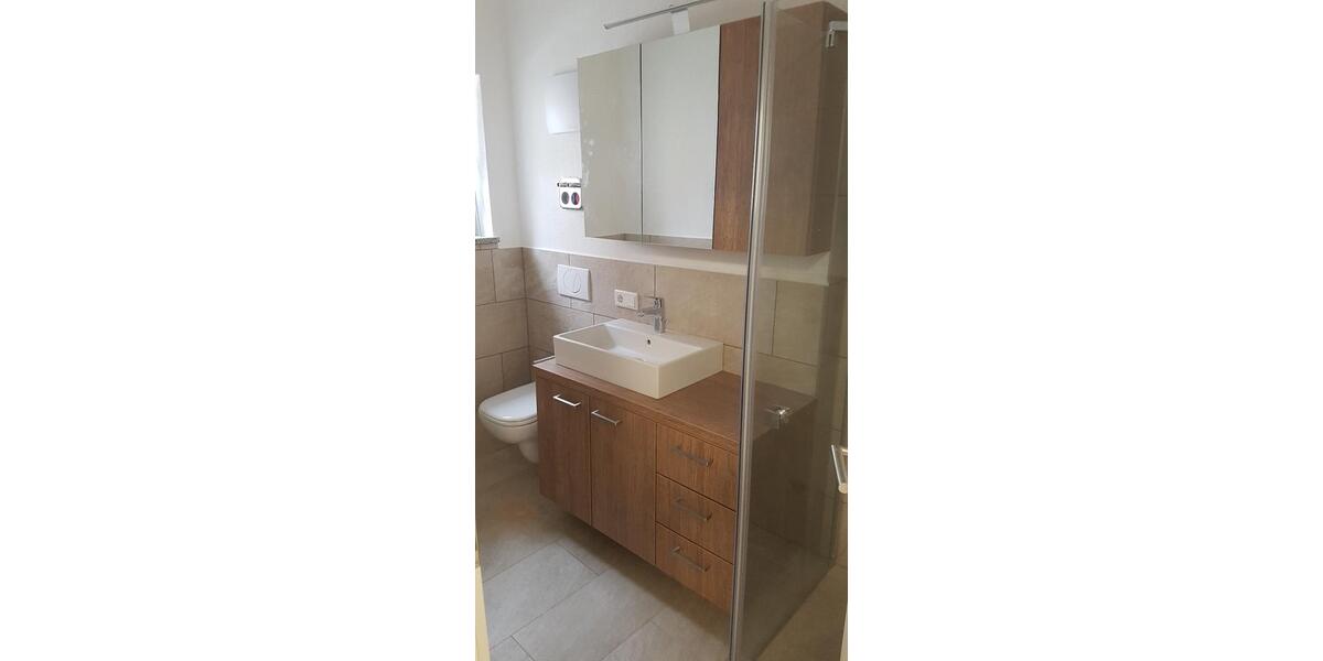 Erdgeschoßwohnung Schrobenhausen - 1.5 Zimmer, 33 m&sup2;, 600&euro; | Angebot:24779185