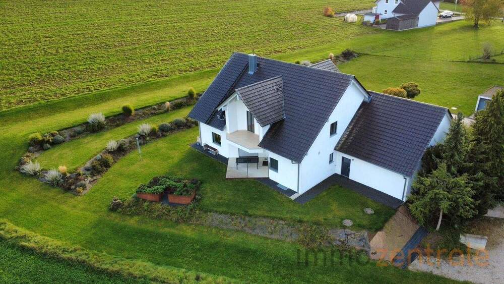 Einfamilienhaus Zandt Zandt - 5 Zimmer, 252 m&sup2;, 850.000&euro; | Angebot:25669194