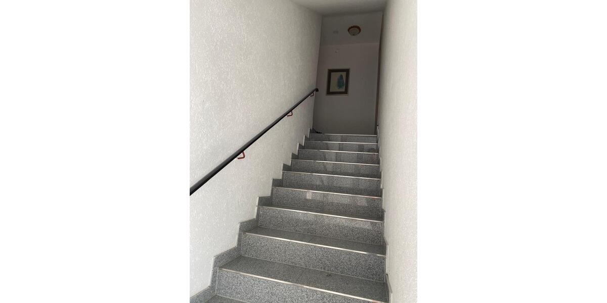 Dachgeschoßwohnung Ingolstadt Friedrichshofen-Hollerstauden - 3 Zimmer, 56 m&sup2;, 750&euro; | Angebot:25951775