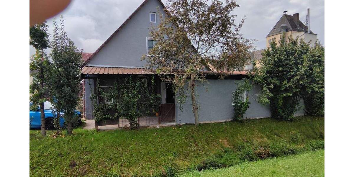 Einfamilienhaus Aiglsbach - 7 Zimmer, 148 m&sup2;, 425.000&euro; | Angebot:25690961