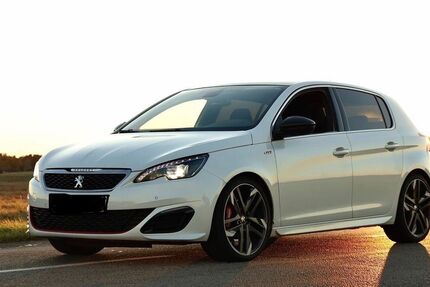 Peugeot 308 90.000 km 11.999 &euro; Ingolstadt 85053