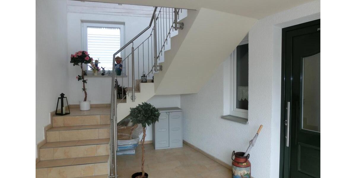 Etagenwohnung Vohburg an der Donau - 3 Zimmer, 80 m&sup2;, 1.080&euro; | Angebot:26409149