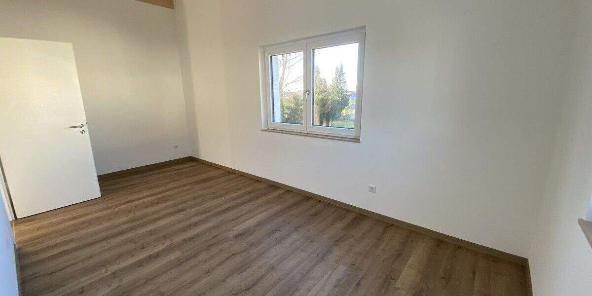 Mehrfamilienhaus, Wohnhaus Schrobenhausen / Hörzhausen Hörzhausen - 8 Zimmer, 277 m&sup2;, 980.000&euro; | Angebot:25705601