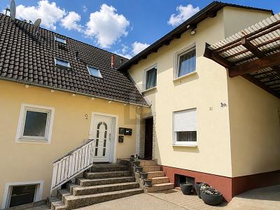 SOLIDES INVESTMENT MIT ENTWICKLUNGSPOTENTIAL - Mehrfamilienhaus, Wohnhaus Mainburg | Angebot:26956532