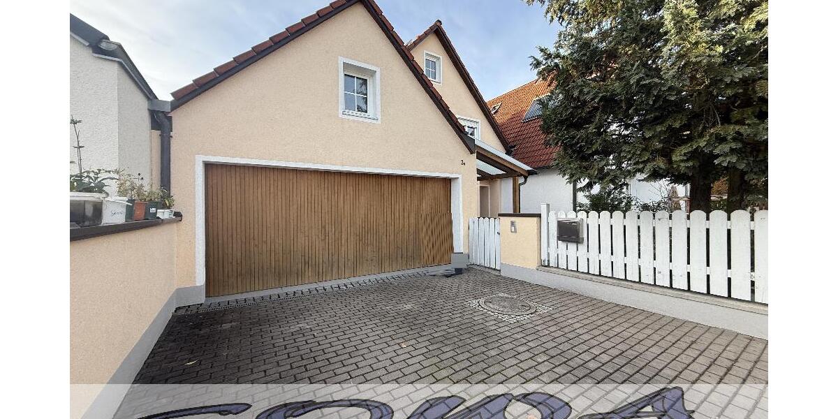 Einzugsbereit! Zentrumsnahes Einfamilienhaus mit guter Raumaufteilung und einer großen Garage im Englischen Garten in Neuburg - Ein Objekt von Ihrem Immobilienpartner SOWA Immobilien und Finanzen - Einfamilienhaus Neuburg an der Donau | Angebot:24192269