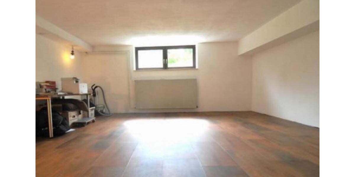 Mehrfamilienhaus, Wohnhaus Wettstetten - 10 Zimmer, 245 m&sup2;, 950.000&euro; | Angebot:24640296
