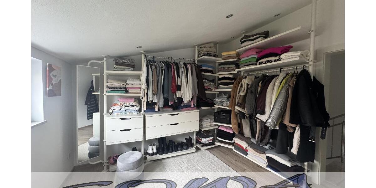 Hochwertige Doppelhaushälfte mit Stellplätzen in Hepberg - Ein Objekt von Ihrem Immobilienpartner SOWA Immobilien und Finanzen - Doppelhaushälfte Hepberg | Angebot:23704507