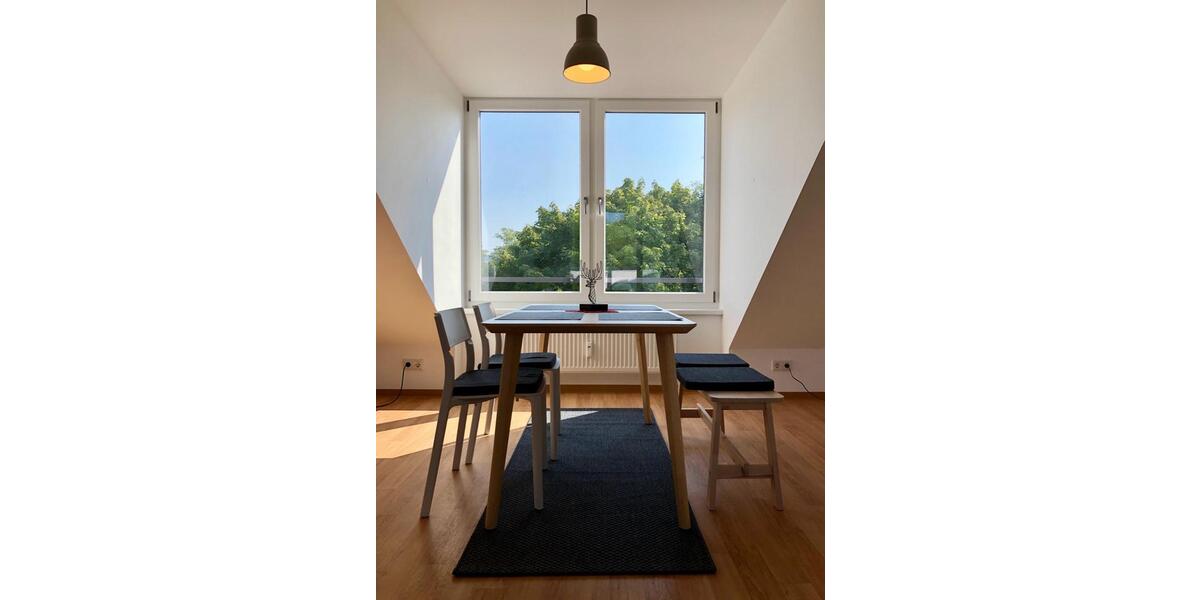 Dachgeschoßwohnung Ingolstadt Friedrichshofen-Hollerstauden - 2 Zimmer, 58 m&sup2;, 1.020&euro; | Angebot:25756829
