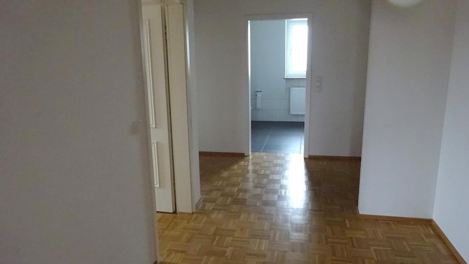Dachgeschoßwohnung Ingolstadt Friedrichshofen-Hollerstauden - 2 Zimmer, 75 m&sup2;, 850&euro; | Angebot:25791186