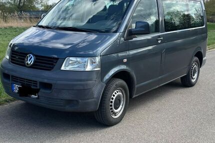 VW T5 Transporter 228.500 km 5.900 &euro; Schrobenhausen 86529