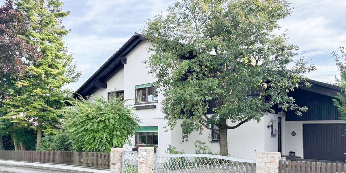 Einfamilienhaus Wettstetten - 10 Zimmer, 212 m&sup2;, 990.000&euro; | Angebot:22665059