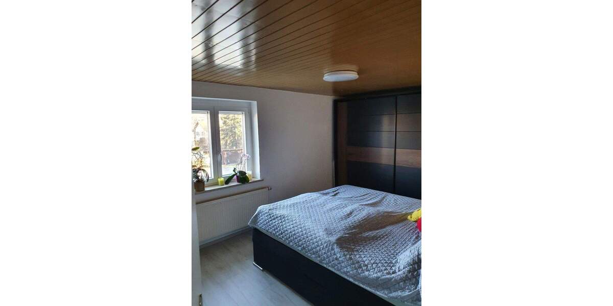 Einfamilienhaus Altmannstein Neuenhinzenhausen - 4 Zimmer, 145 m&sup2;, 399.000&euro; | Angebot:25722313