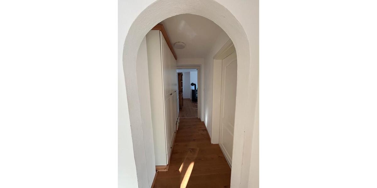 Einfamilienhaus Eichstätt - 8 Zimmer, 180 m&sup2;, 540.000&euro; | Angebot:25404541